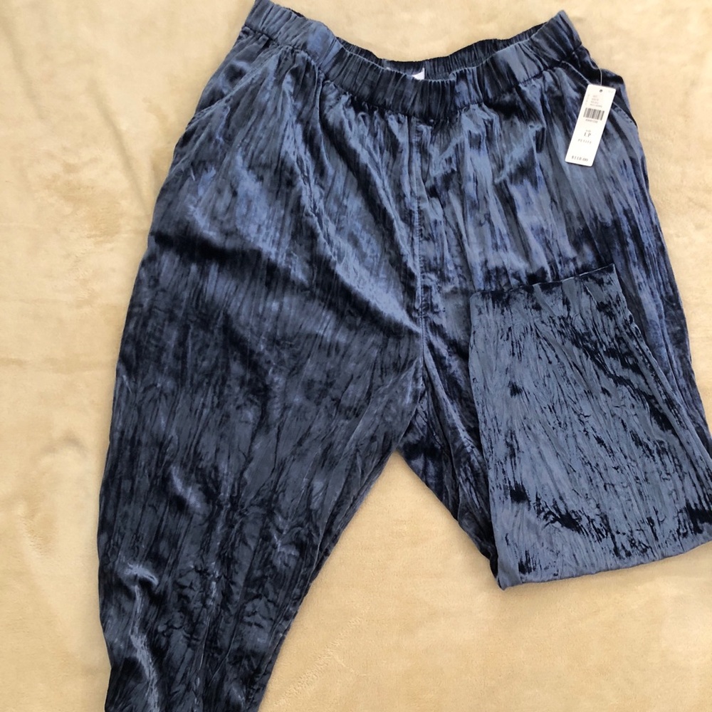 Women’s Bottoms